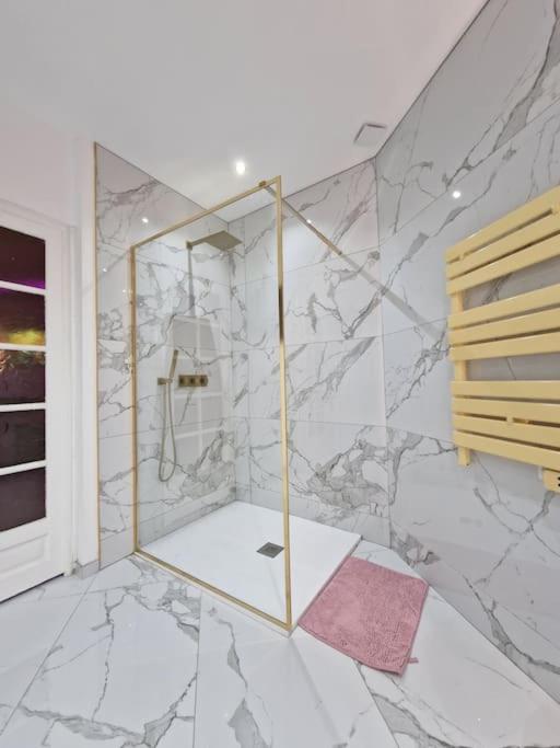 Maison Chic Avec Jacuzzi Nogent Sur Oise Yaospa60 Exterior foto