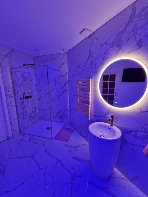 Maison Chic Avec Jacuzzi Nogent Sur Oise Yaospa60 Exterior foto