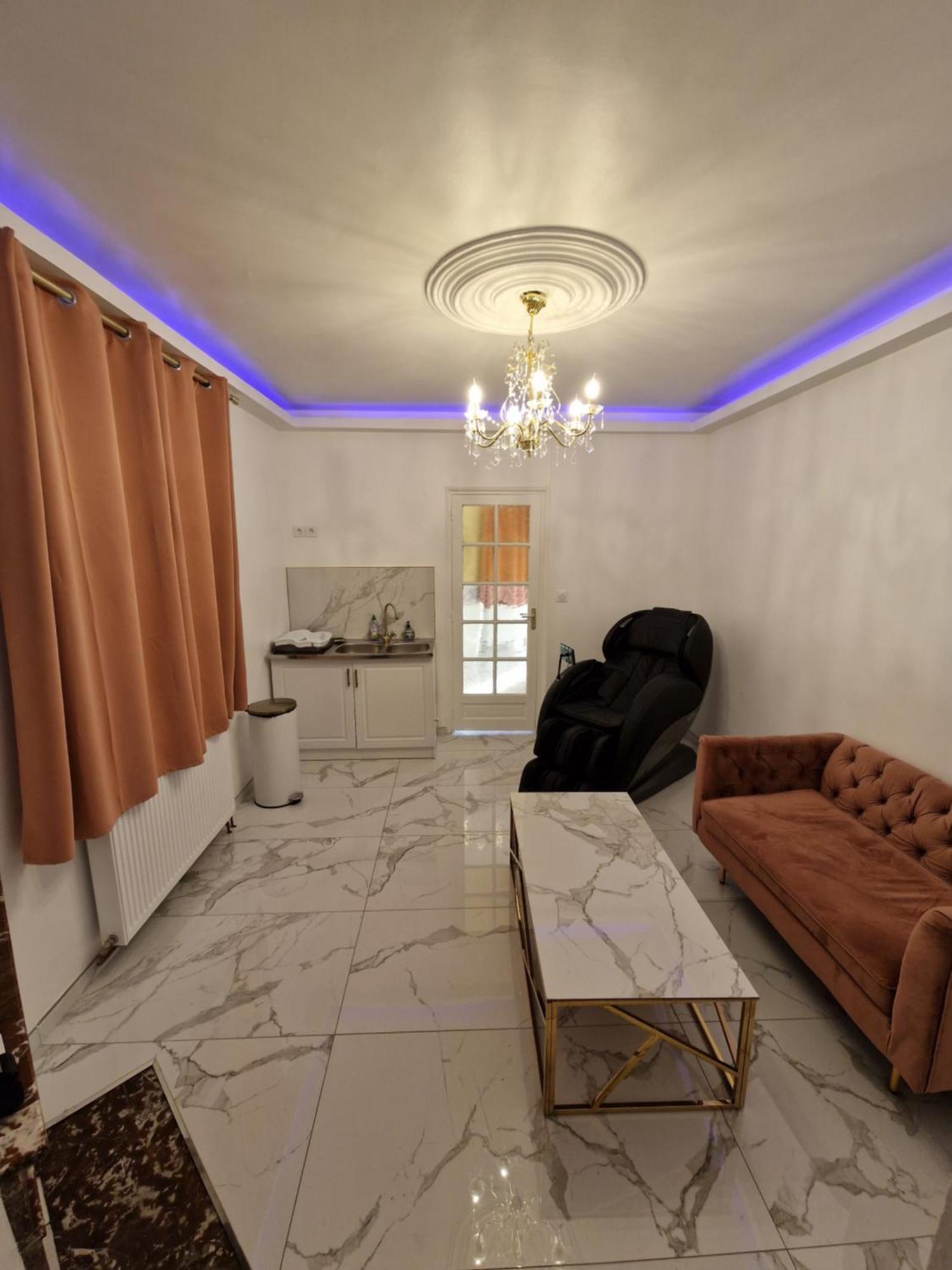 Maison Chic Avec Jacuzzi Nogent Sur Oise Yaospa60 Exterior foto